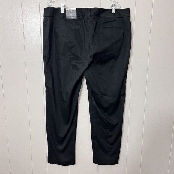Van Heusen Women’s Black Classic Fit Straight Leg Stretch Ankle Pants Size 18NWT - Picture 5 of 11